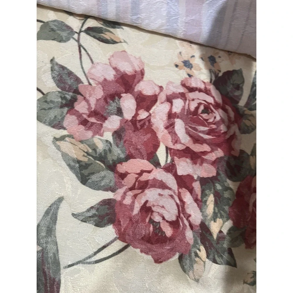 Vtg Rose Flower Fabric Shower‎ Curtain Cottage French Country Valance Tassels